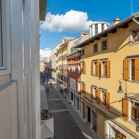 Udine Palazzo D'Aronco Modern Apartment 외부 사진