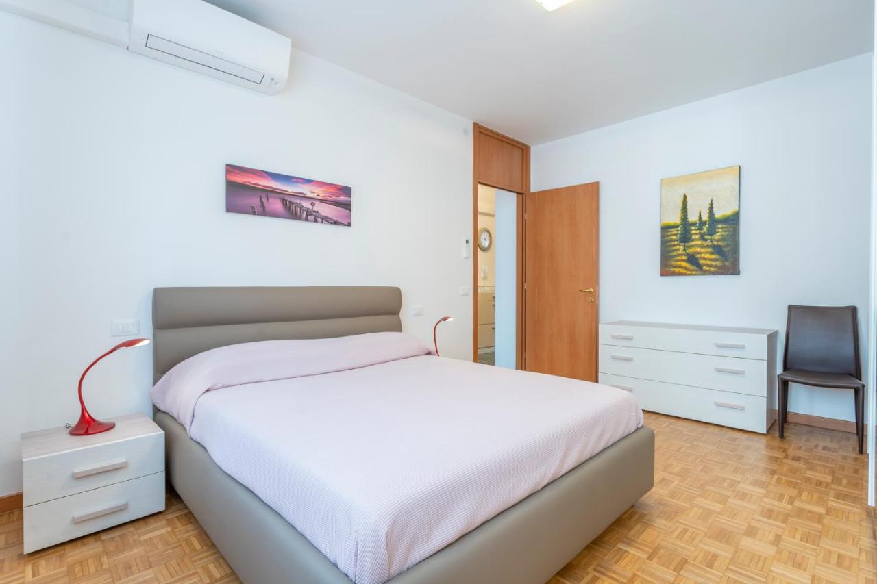 Udine Palazzo D'Aronco Modern Apartment 외부 사진