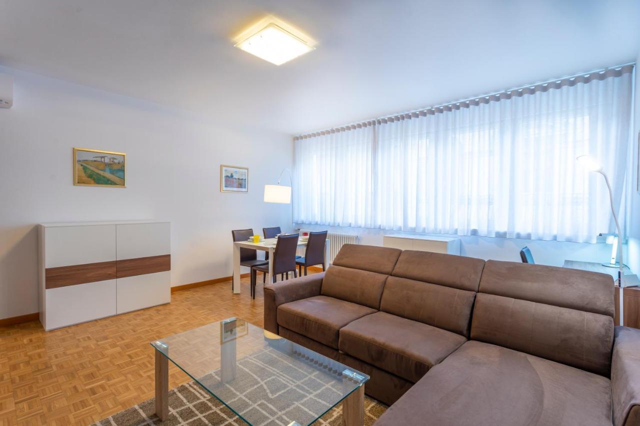 Udine Palazzo D'Aronco Modern Apartment 외부 사진