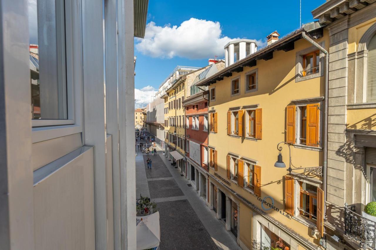Udine Palazzo D'Aronco Modern Apartment 외부 사진